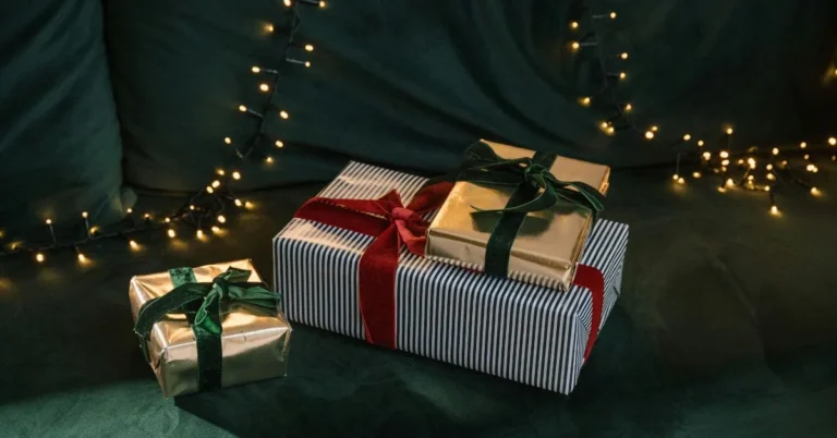 WhatUTalkingBoutWillis Gift Guide