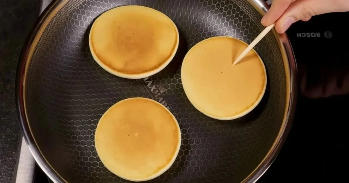 Flipping pancake with toothpick instead of spatula