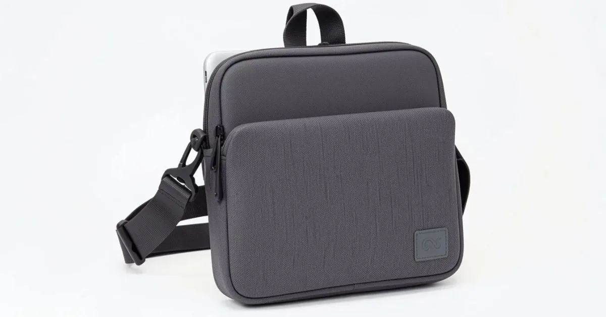 Tomtoc T21 Sling – Compact Yet Spacious